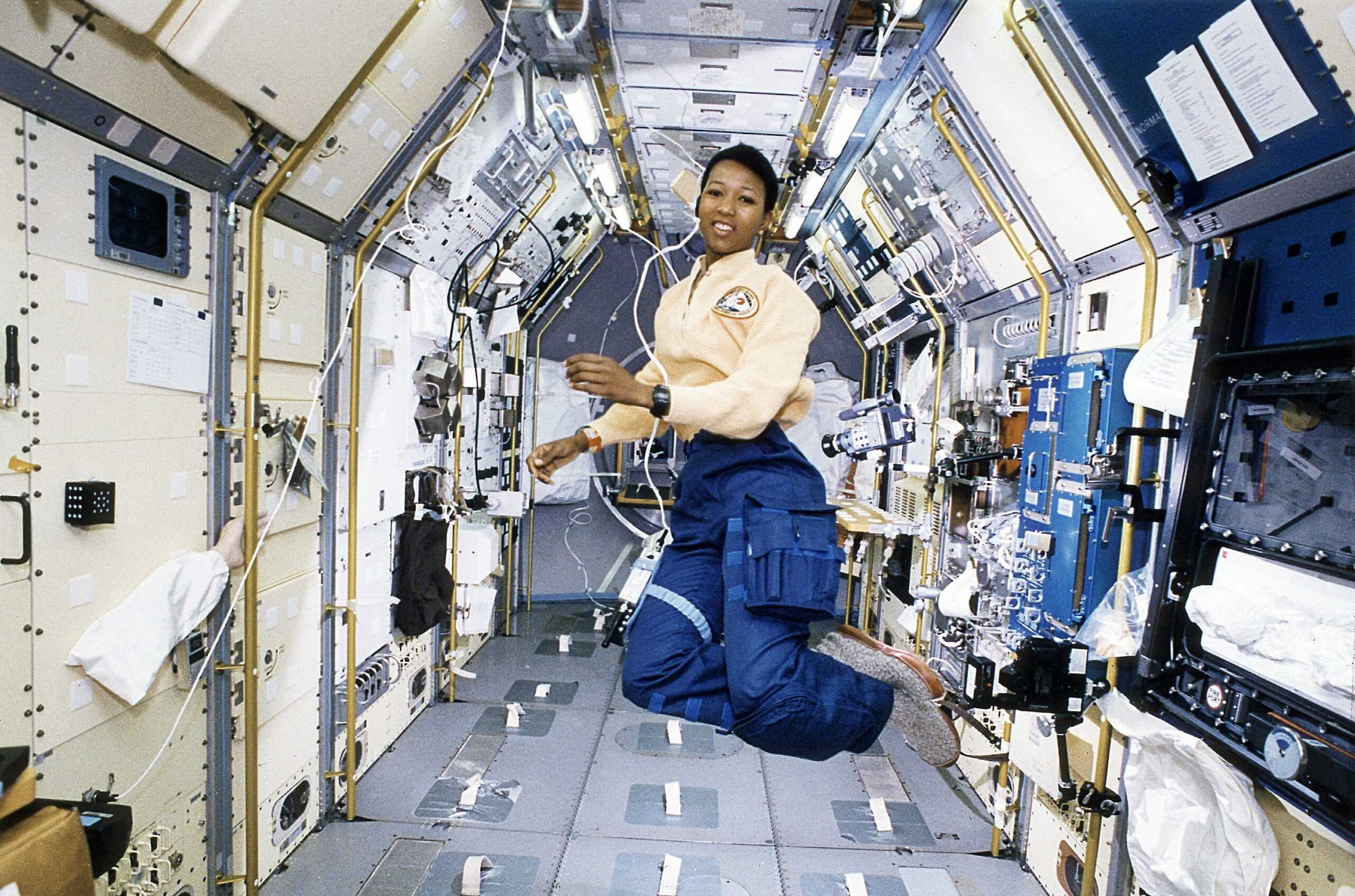 Astronaut_Mae_Jemison_Working_in_Spacelab-J_7544385084